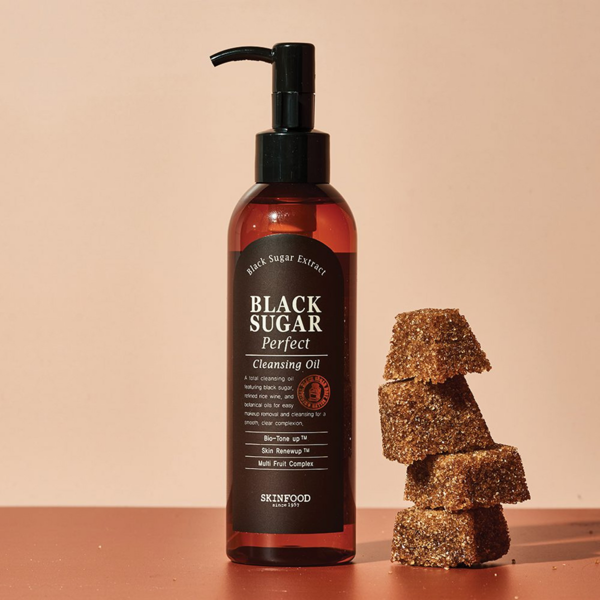 Skinfood Black Sugar Perfect Cleansing Oil detail